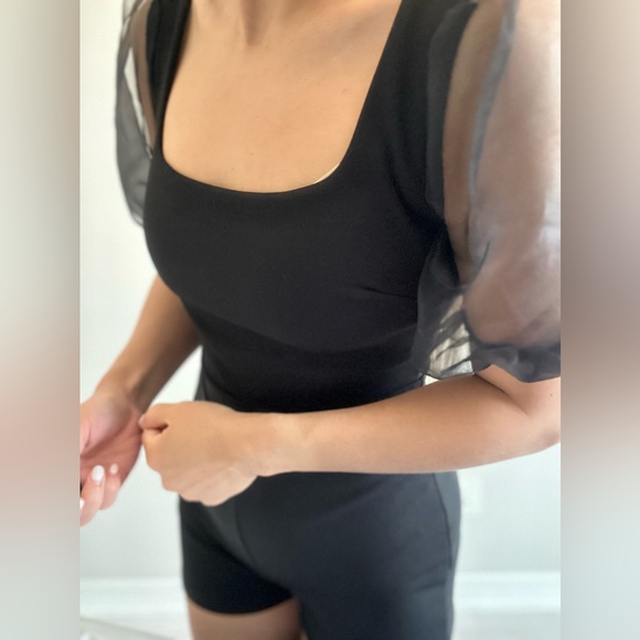 Black romper with princess sleeve - Picture 3 of 5